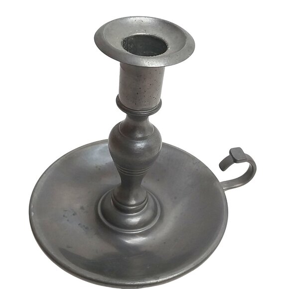 Vintage Oneida Heirloom Pewter Chamberstick Candle Stick Holder Loop Handle - Picture 8 of 8